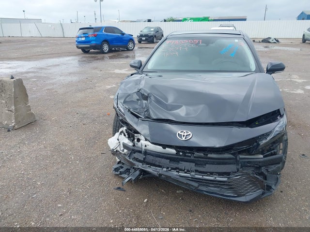 Toyota Camry Xle