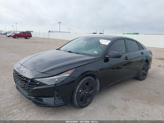 Hyundai ELANTRA Sel