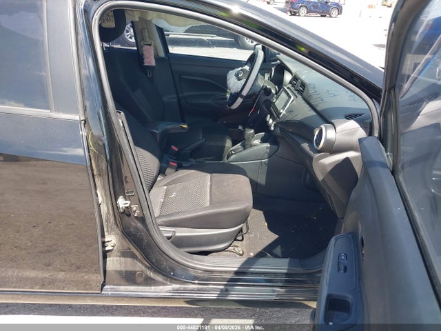 Nissan Versa S Xtronic Cvt