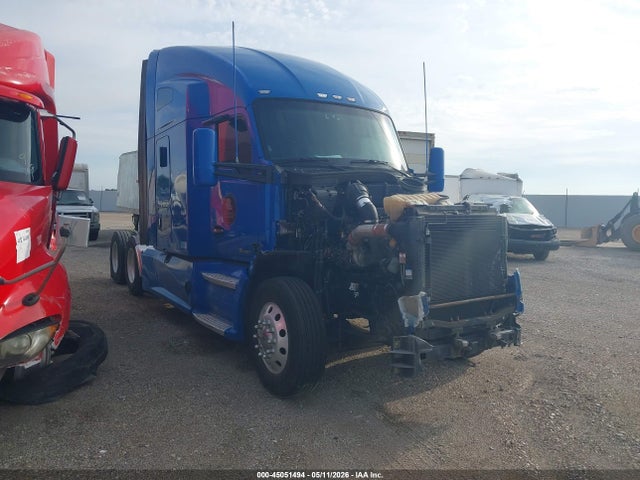 Salvage Kenworth T680 Image