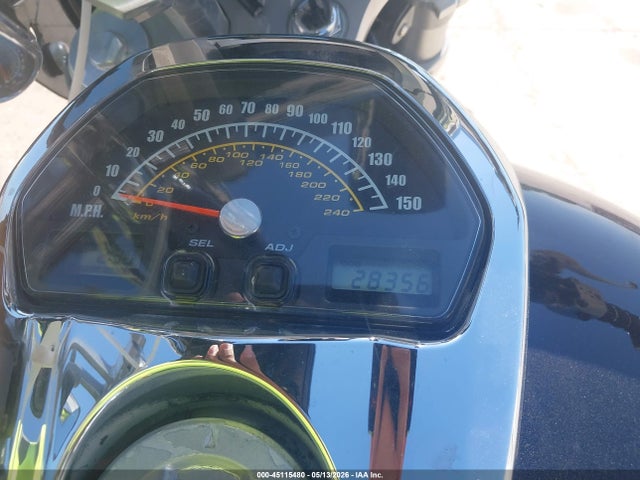 Suzuki Vzr1800