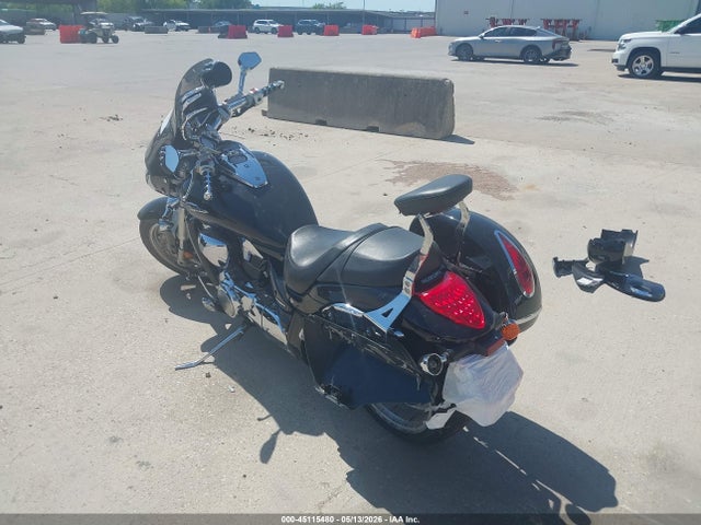 Suzuki Vzr1800