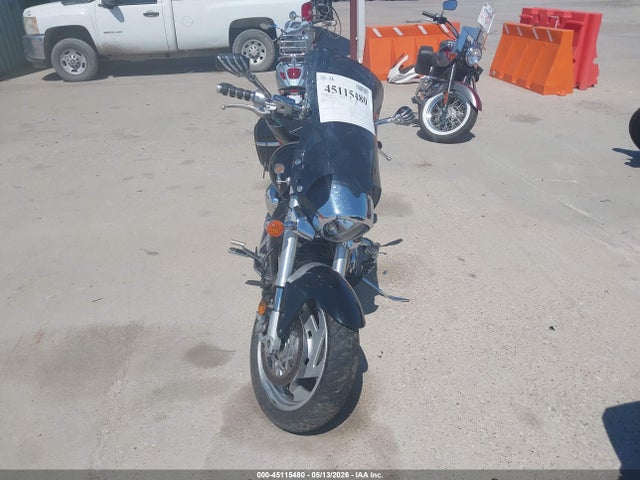 Suzuki Vzr1800