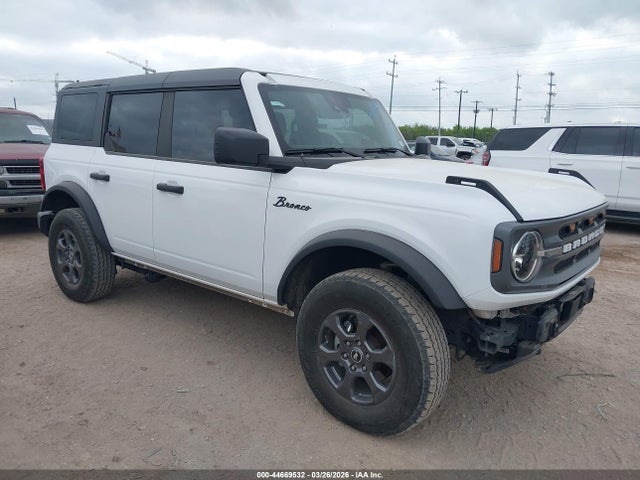 Salvage Ford Bronco Image