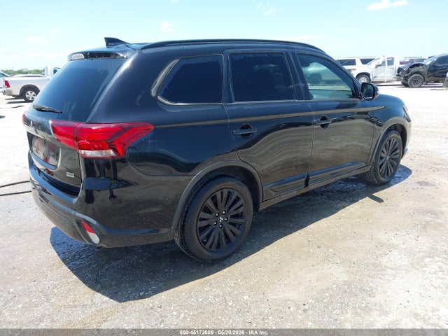 Mitsubishi Outlander Le 2.4