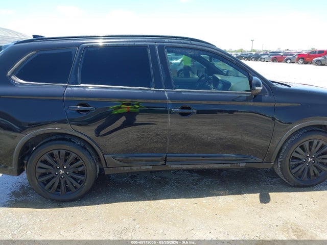 Mitsubishi Outlander Le 2.4