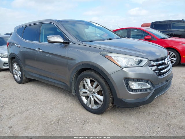 Salvage Hyundai SANTA FE Image