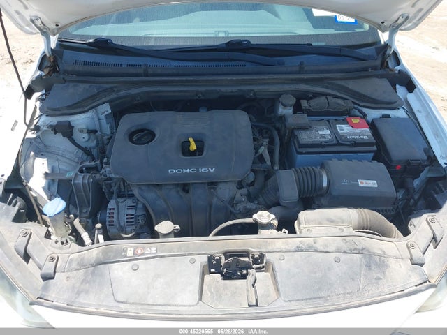 Hyundai ELANTRA Value Edition