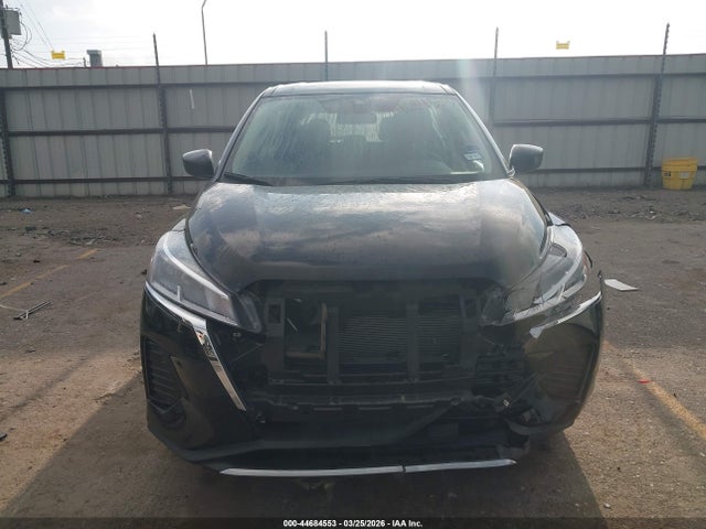 Nissan Kicks Play S