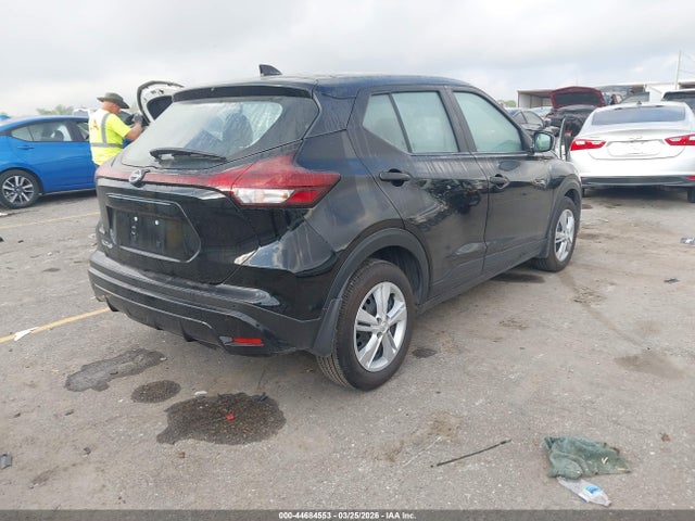 Nissan Kicks Play S