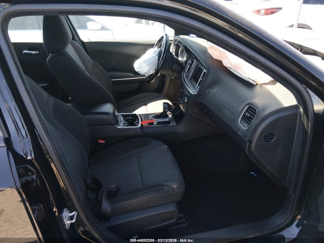 Dodge Charger Sxt Rwd