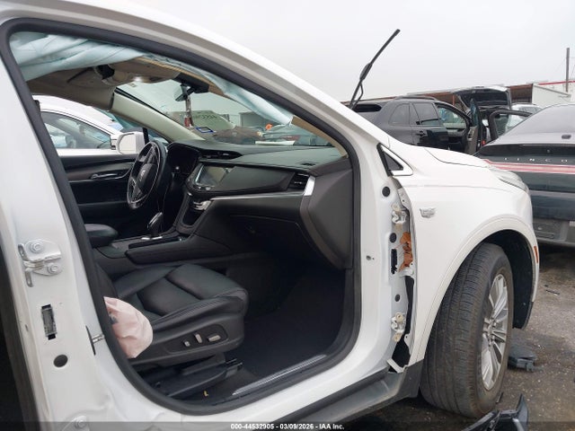 Cadillac XT5 Luxury