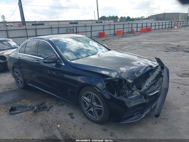 Salvage Mercedes-Benz C-Class Image