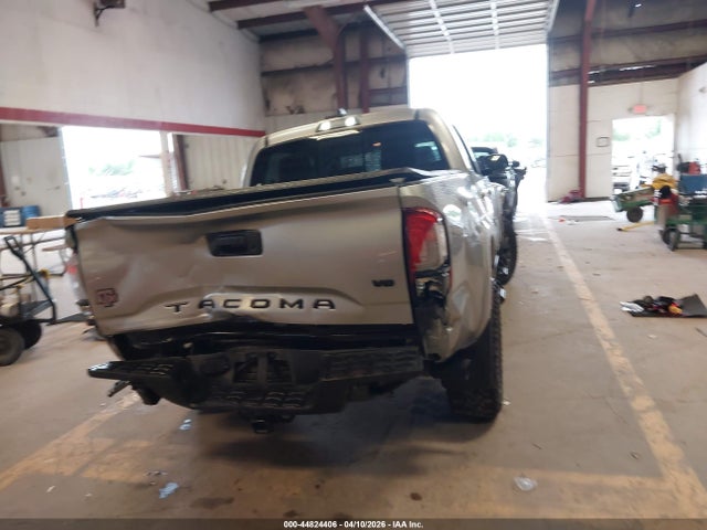 Toyota Tacoma Sr5 V6