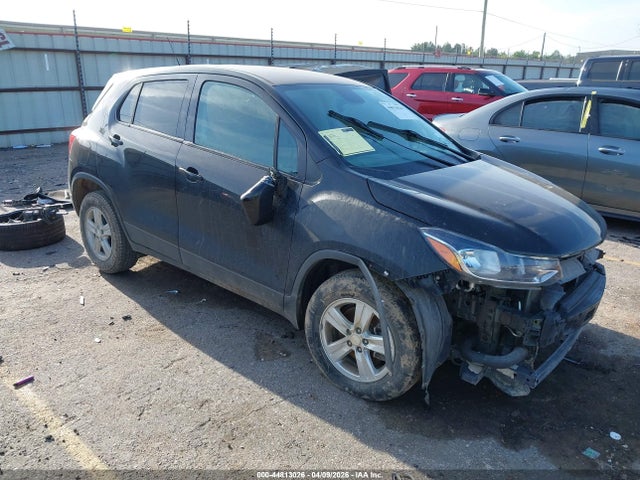 Salvage Chevrolet Trax Image