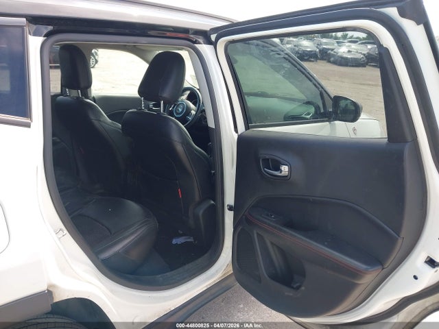 Jeep Compass Trailhawk 4x4