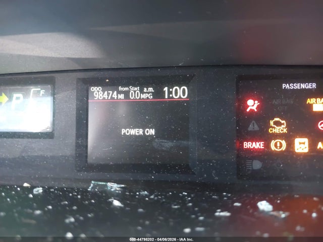 Toyota Prius c Three