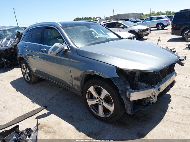 Salvage Mercedes-Benz GLC Image