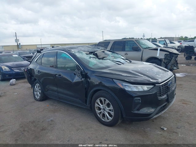 Salvage Ford Escape Image