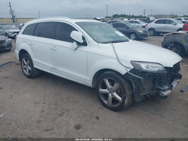 Salvage Audi Q7 Image