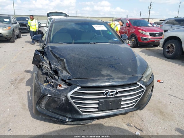 Hyundai ELANTRA Value Edition