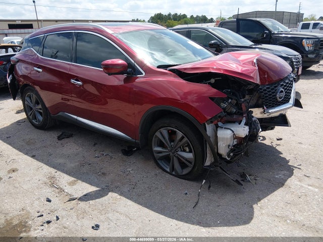Salvage Nissan Murano Image