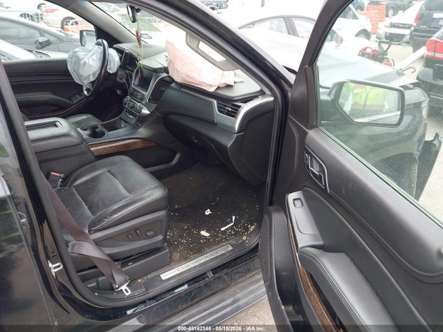 Chevrolet Suburban Lt