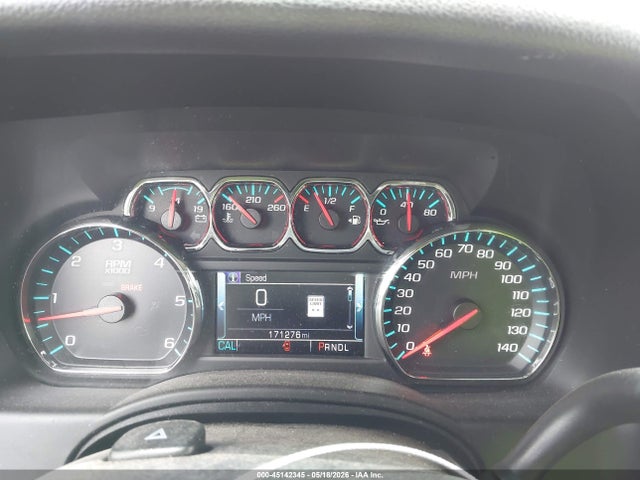 Chevrolet Suburban Lt