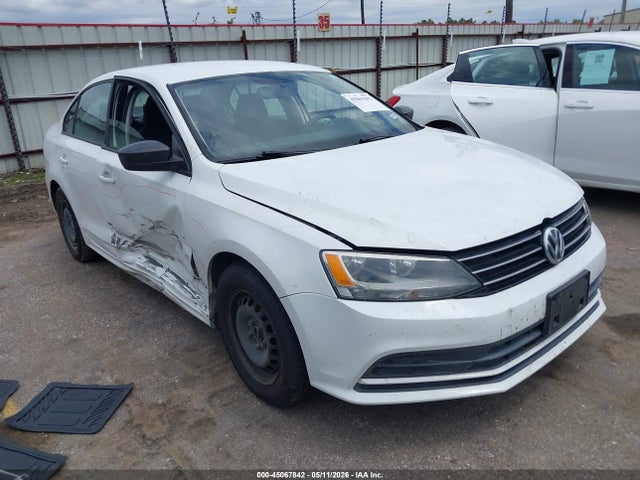 Salvage Volkswagen Jetta Image