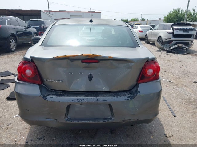 Dodge Avenger Se