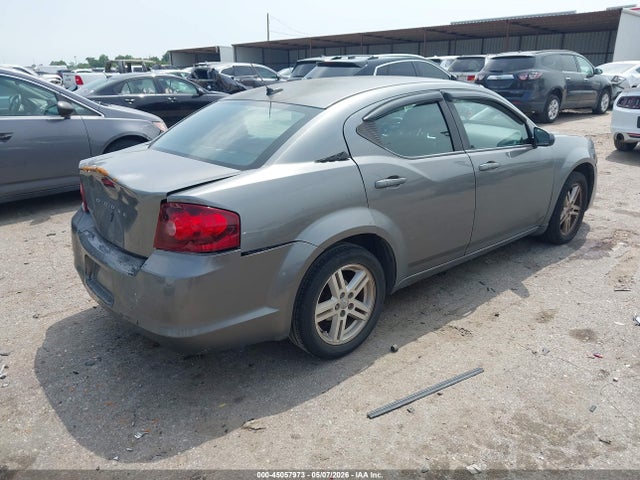 Dodge Avenger Se