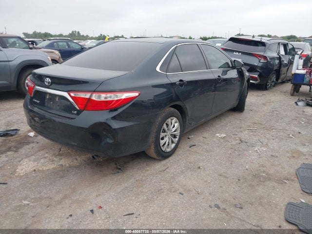 Toyota Camry Le