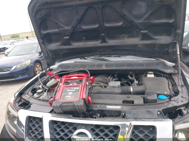 Nissan Armada Platinum