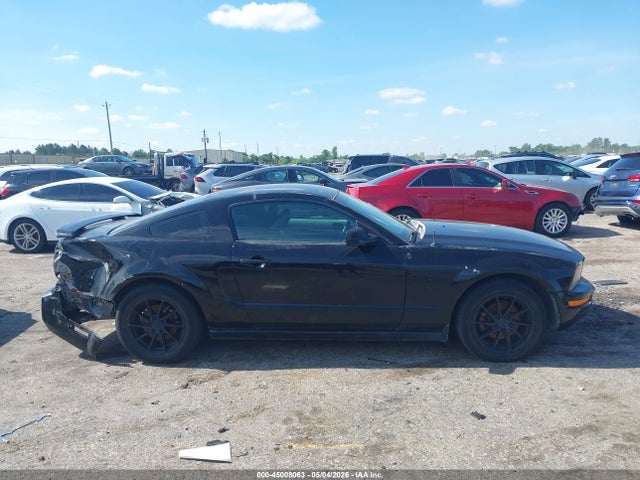 Ford Mustang V6