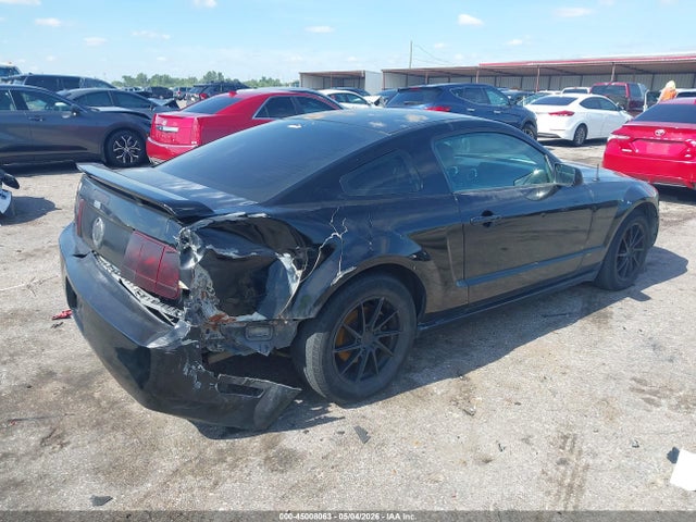 Ford Mustang V6