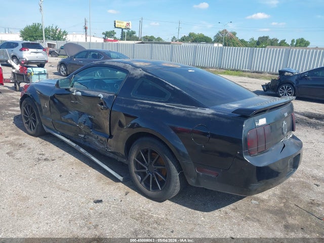 Ford Mustang V6