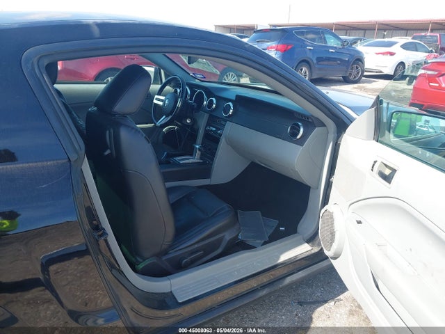 Ford Mustang V6