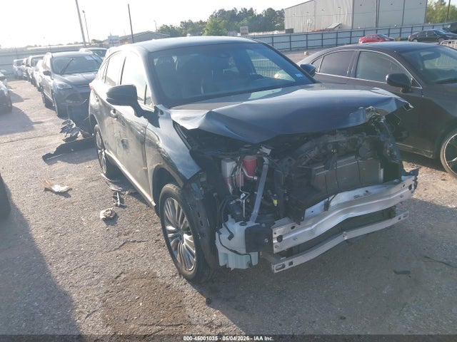 Salvage Toyota Venza Image