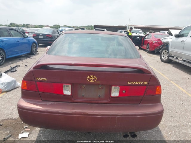 Toyota Camry Le