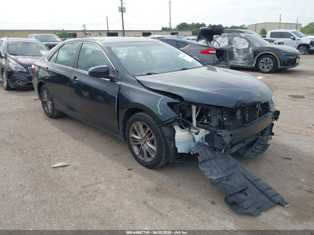 Salvage Toyota Camry Image