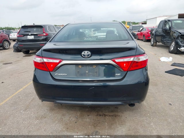 Toyota Camry Se