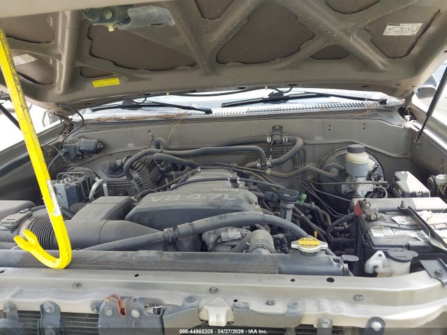 Toyota Sequoia Sr5 V8