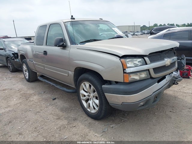 Salvage Chevrolet Silverado 1500 Image
