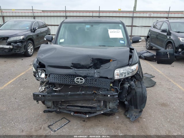 Scion xB
