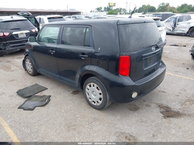 Scion xB