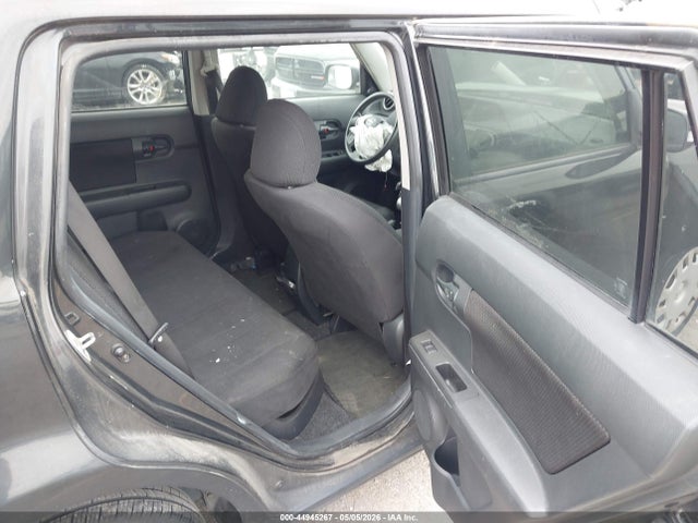 Scion xB