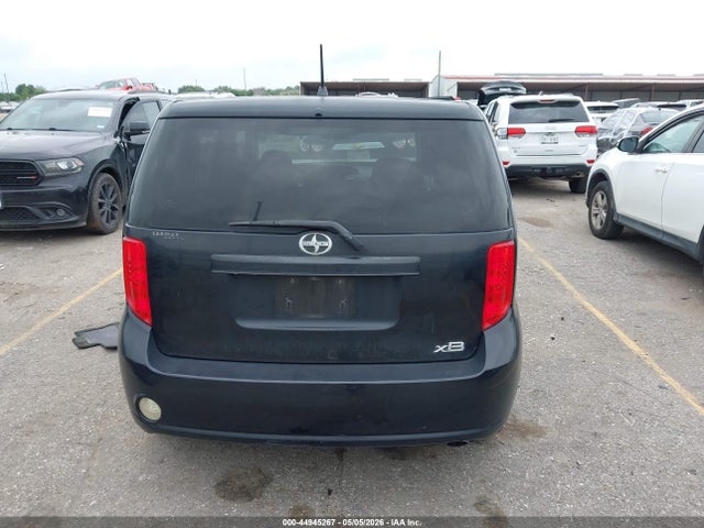 Scion xB