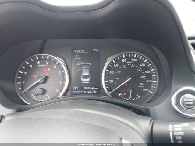 INFINITI Q50 Luxe