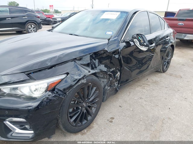 INFINITI Q50 Luxe