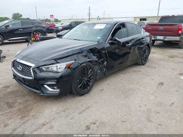 INFINITI Q50 Luxe